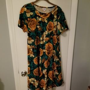 Lularoe Carly XS Yellow Rose Textured with Pocket